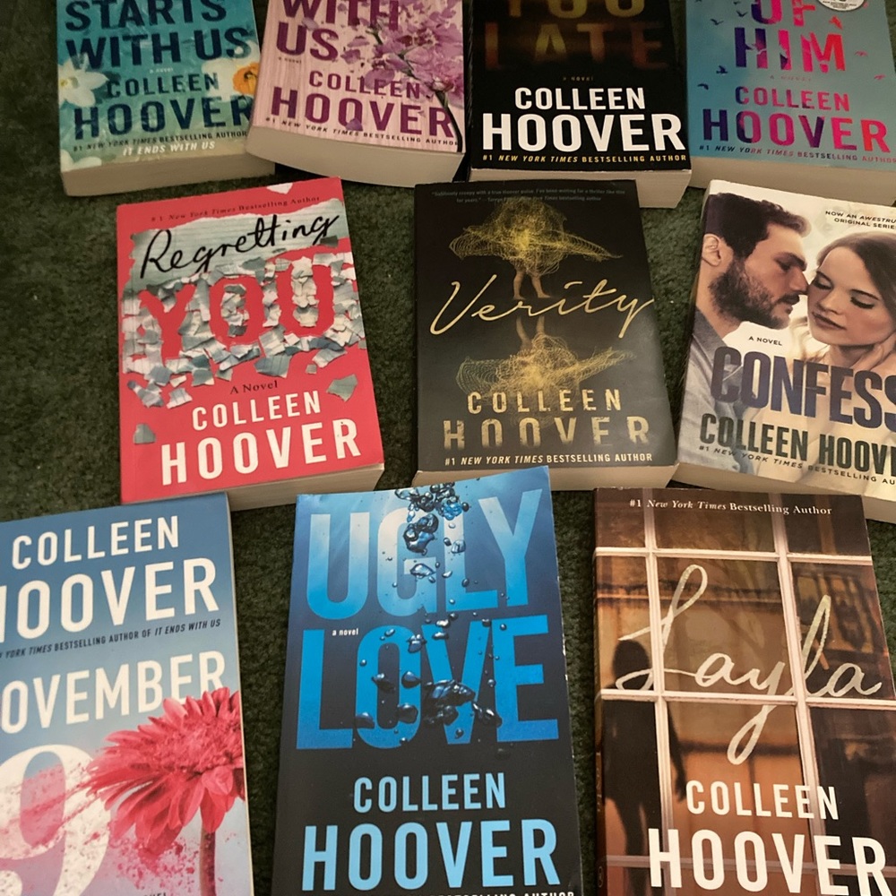 Lot of (10) Colleen Hoover books, practically brand new